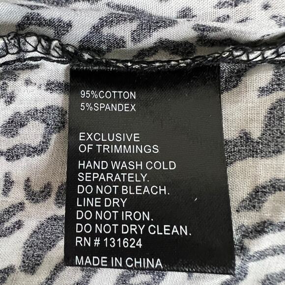 Calessa Womens Tunic Top 2X Red Embroidered Boho Animal Print Mixed Fabric - Picture 8 of 9